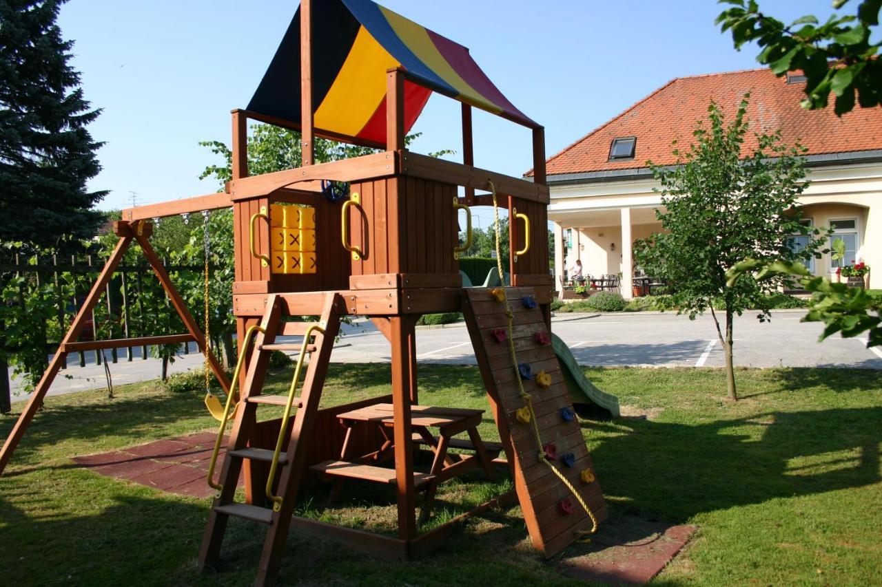 Gostisce - Guest House Stari Hrast Ljutomer Exterior photo
