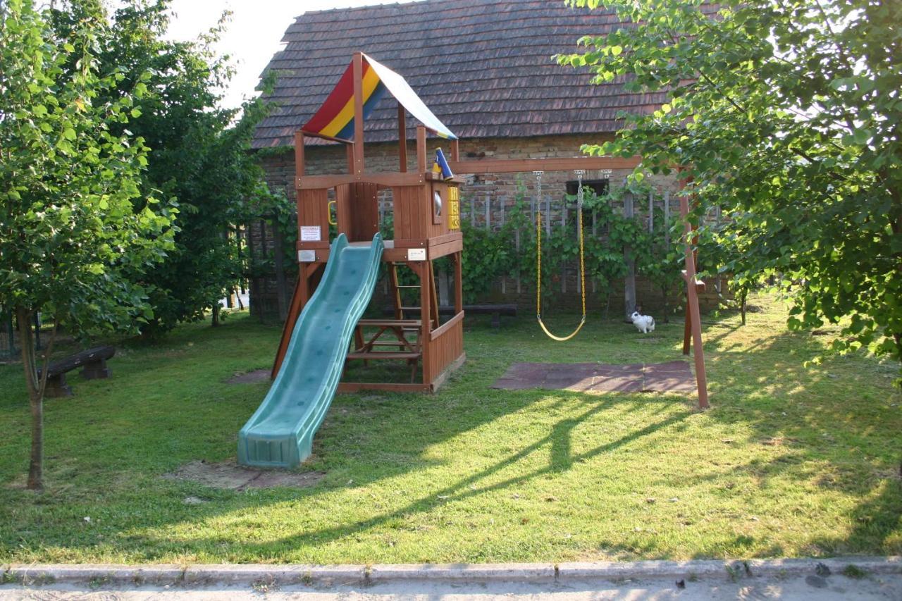 Gostisce - Guest House Stari Hrast Ljutomer Exterior photo